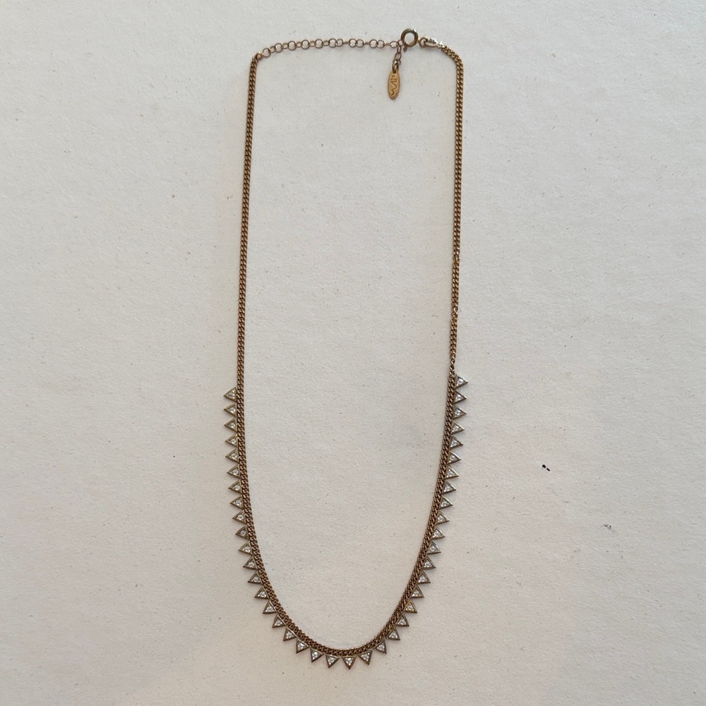 Elegant Gold Necklace with Triangle Accents